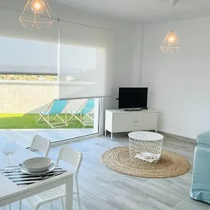 Precioso Con Vistas Y Piscina , Tarifa España